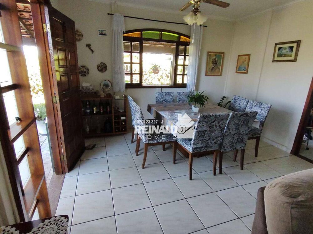 Chácara à venda com 3 quartos, 366m² - Foto 2