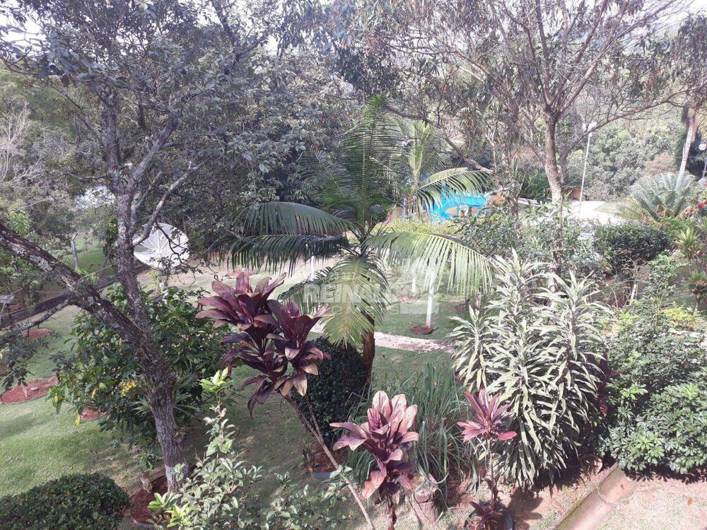 Chácara à venda com 4 quartos, 354m² - Foto 10