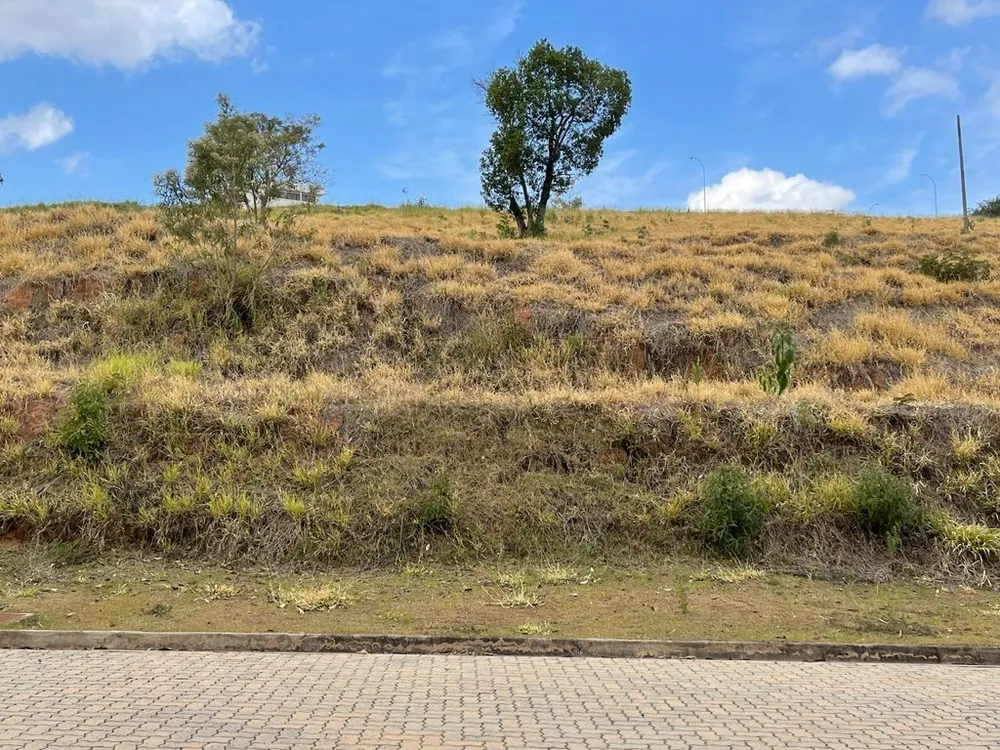 Loteamento e Condomínio, 640 m² - Foto 1