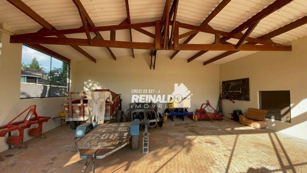 Sítio à venda com 5 quartos, 500m² - Foto 17