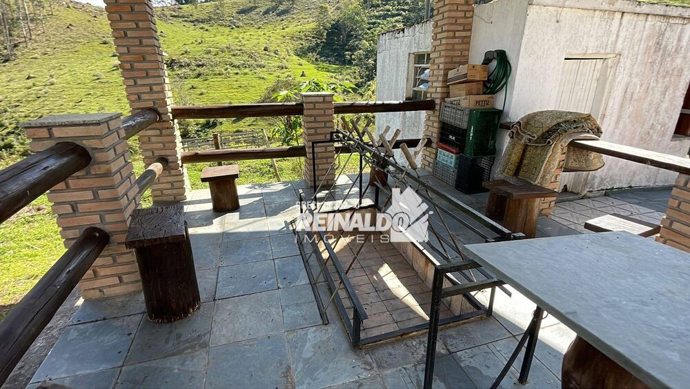 Fazenda à venda com 8 quartos, 900m² - Foto 13