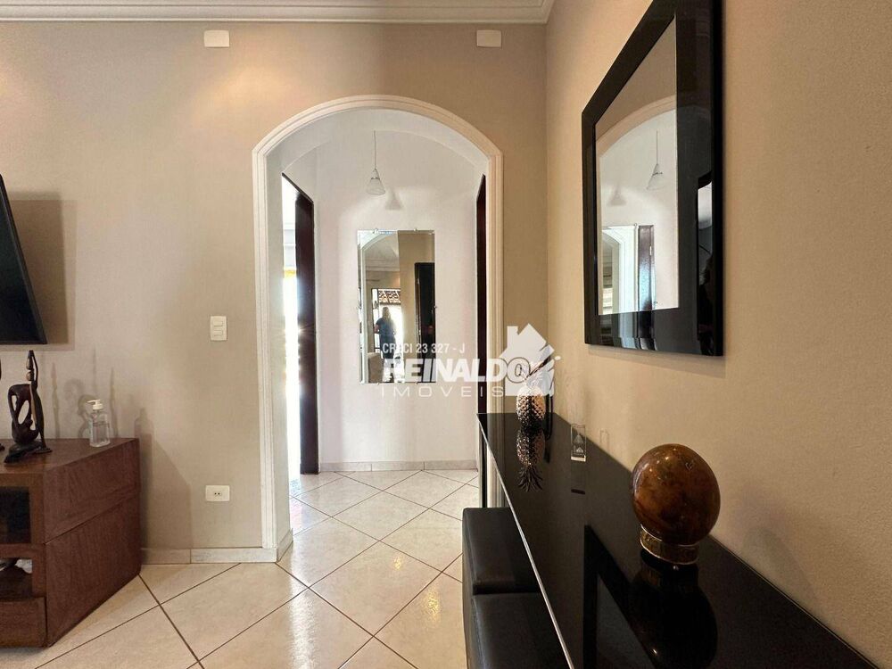 Casa, 3 quartos, 233 m² - Foto 10