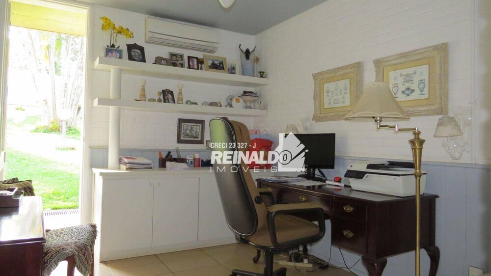 Casa de Condomínio à venda e aluguel com 5 quartos, 567m² - Foto 9