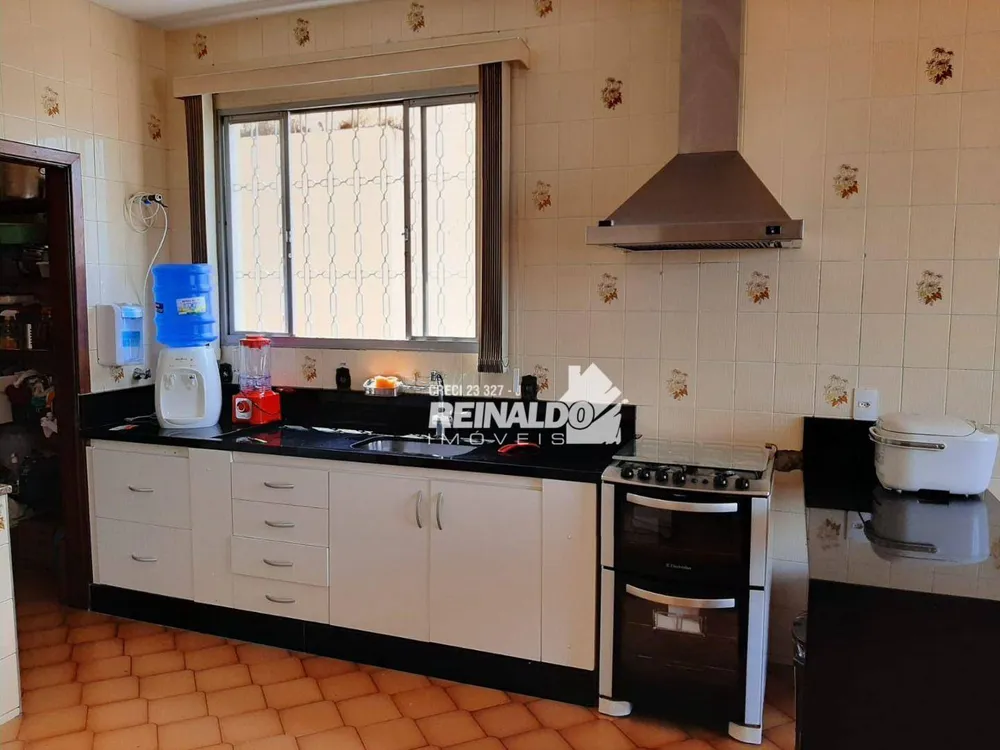 Casa, 4 quartos, 408 m² - Foto 4