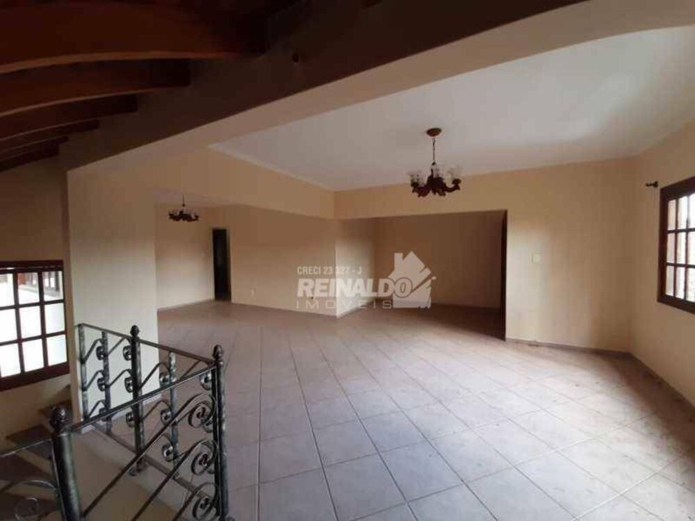 Chácara à venda com 3 quartos, 370m² - Foto 13