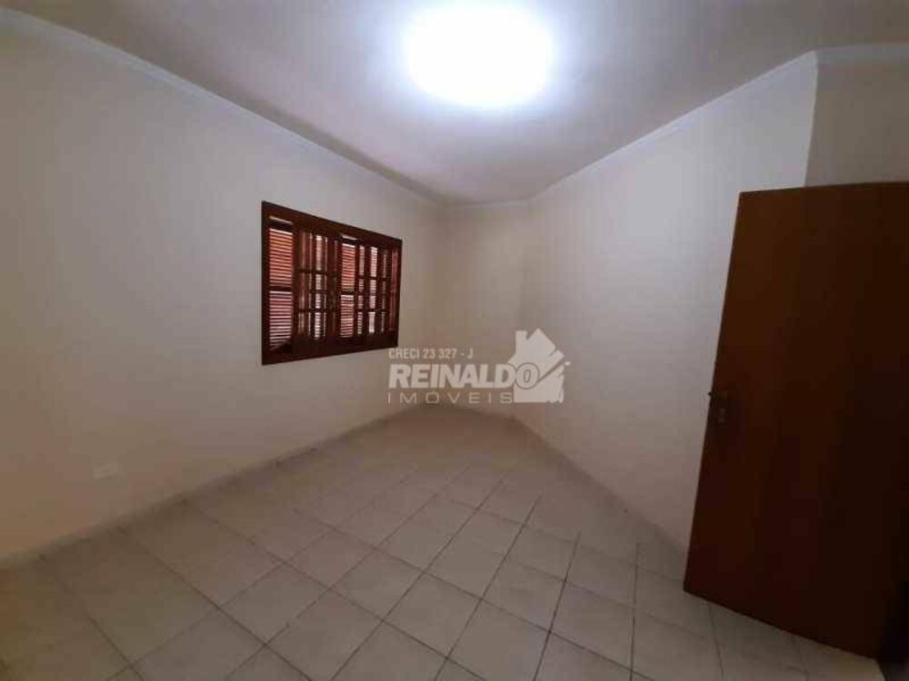 Chácara à venda com 3 quartos, 370m² - Foto 16