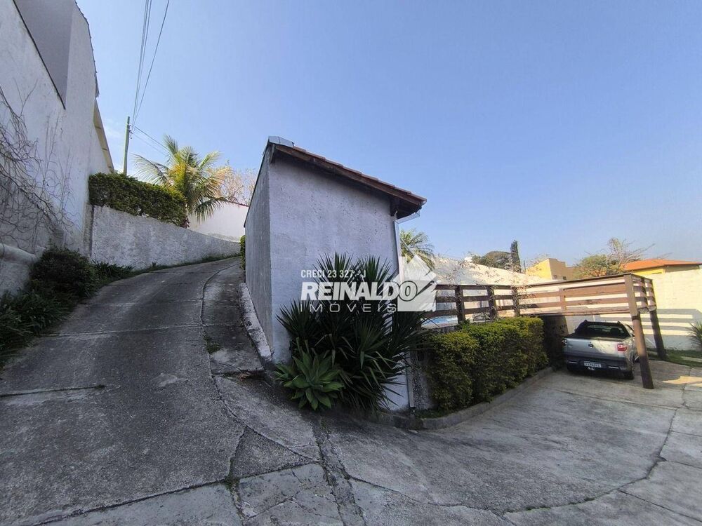 Casa, 3 quartos, 216 m² - Foto 2