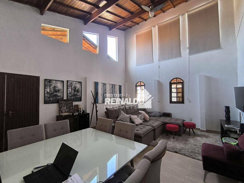 Casa, 3 quartos, 216 m² - Foto 17