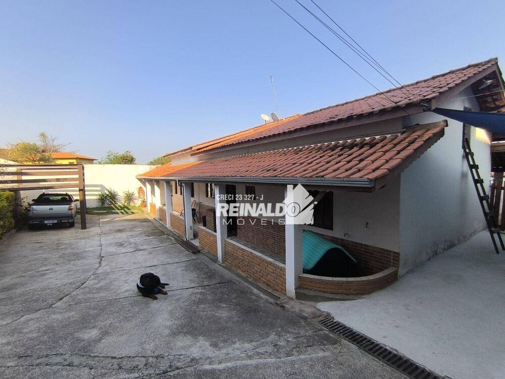 Casa, 3 quartos, 216 m² - Foto 4