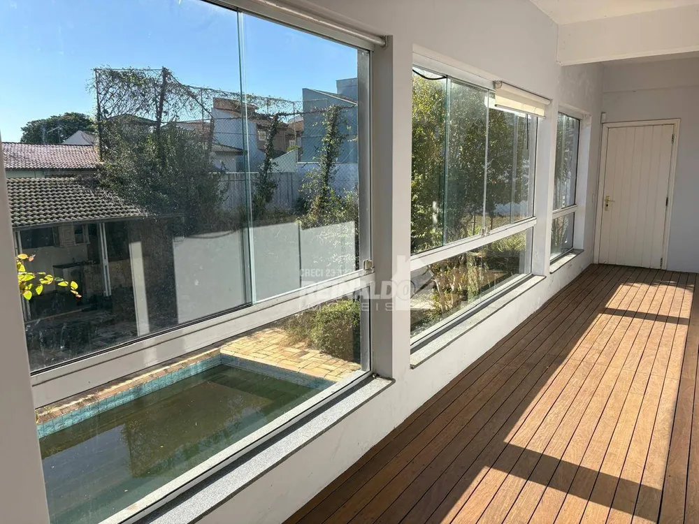Casa, 3 quartos, 280 m² - Foto 3