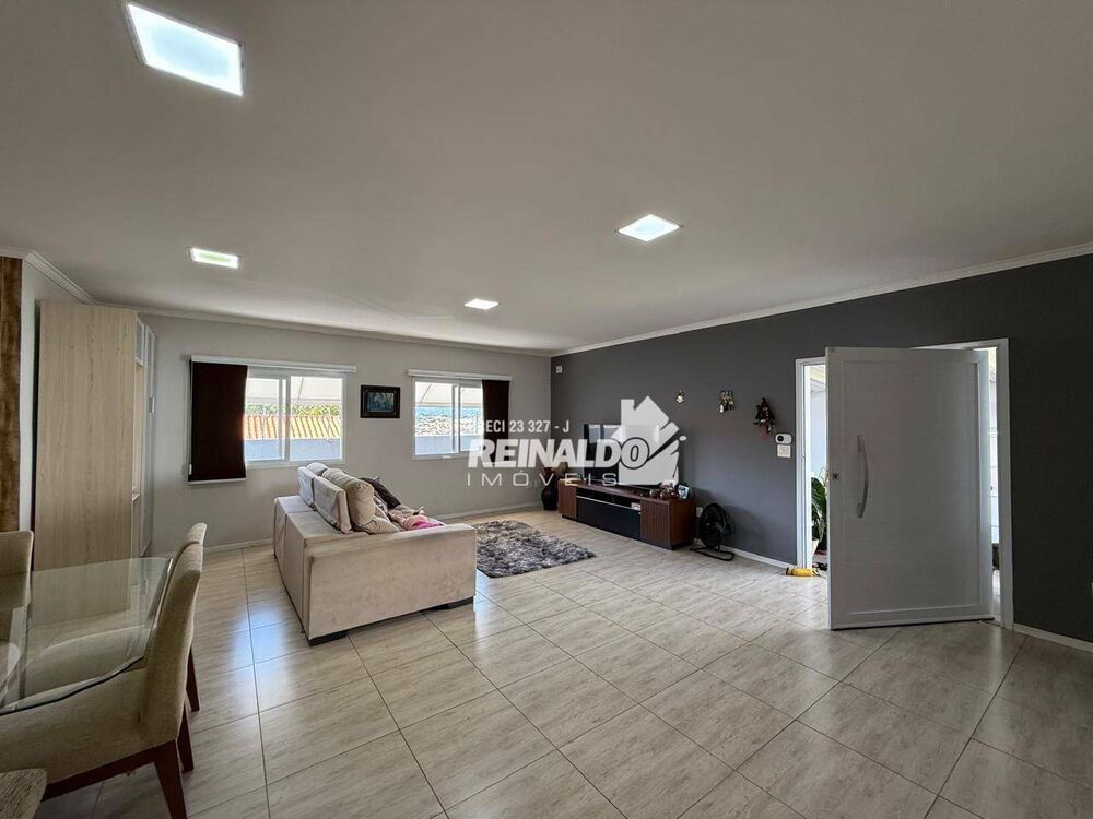 Casa, 4 quartos, 242 m² - Foto 5