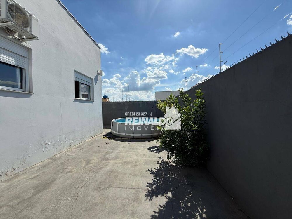 Casa, 4 quartos, 242 m² - Foto 15