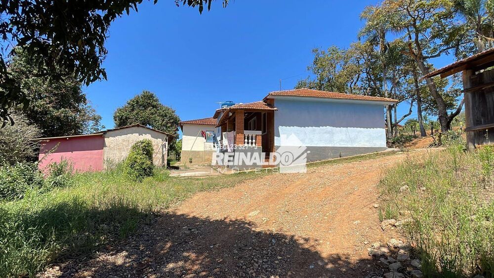 Sítio à venda com 2 quartos, 200m² - Foto 18