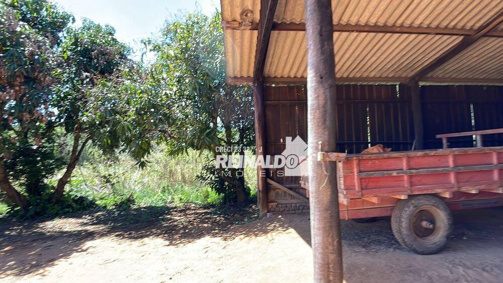 Sítio à venda com 2 quartos, 200m² - Foto 16