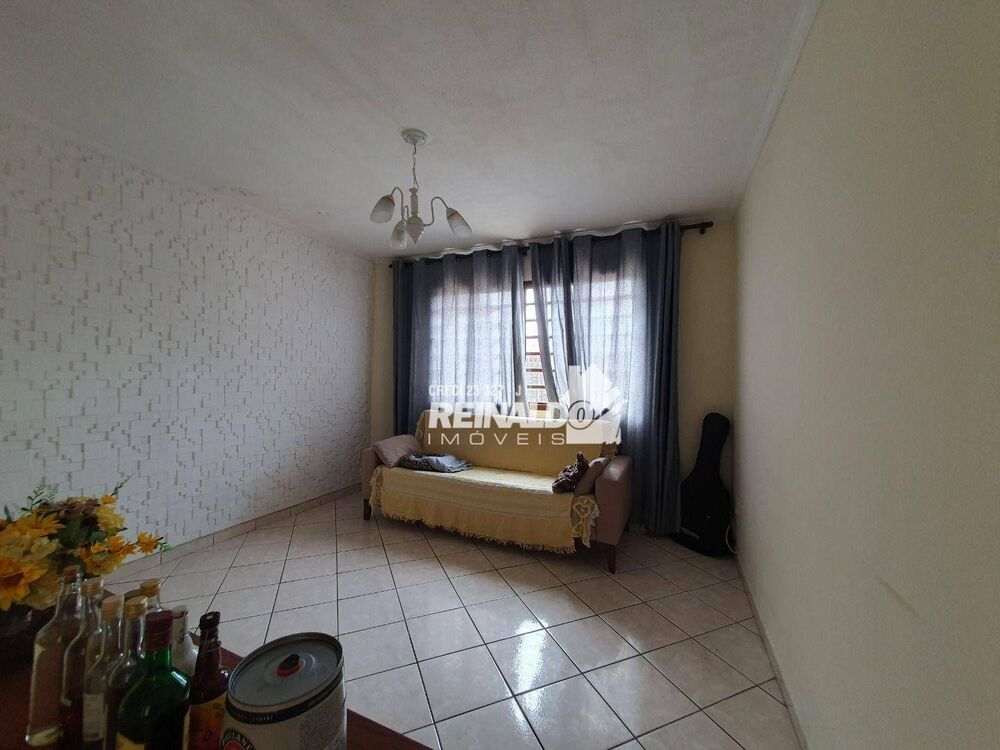 Casa à venda com 3 quartos, 136m² - Foto 4