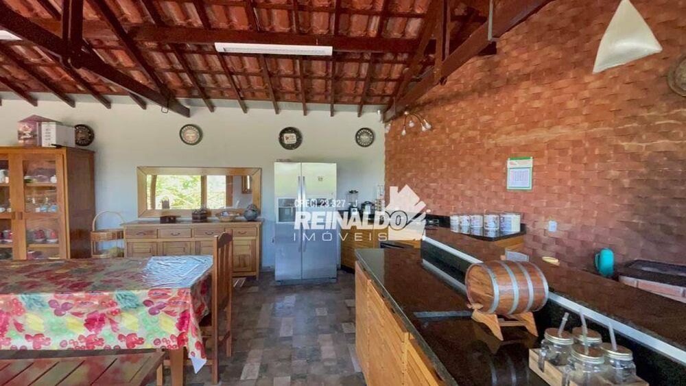 Chácara à venda com 4 quartos, 159m² - Foto 12