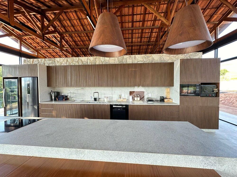 Haras e Área Rural Padrão à venda com 5 quartos, 1000m² - Foto 8