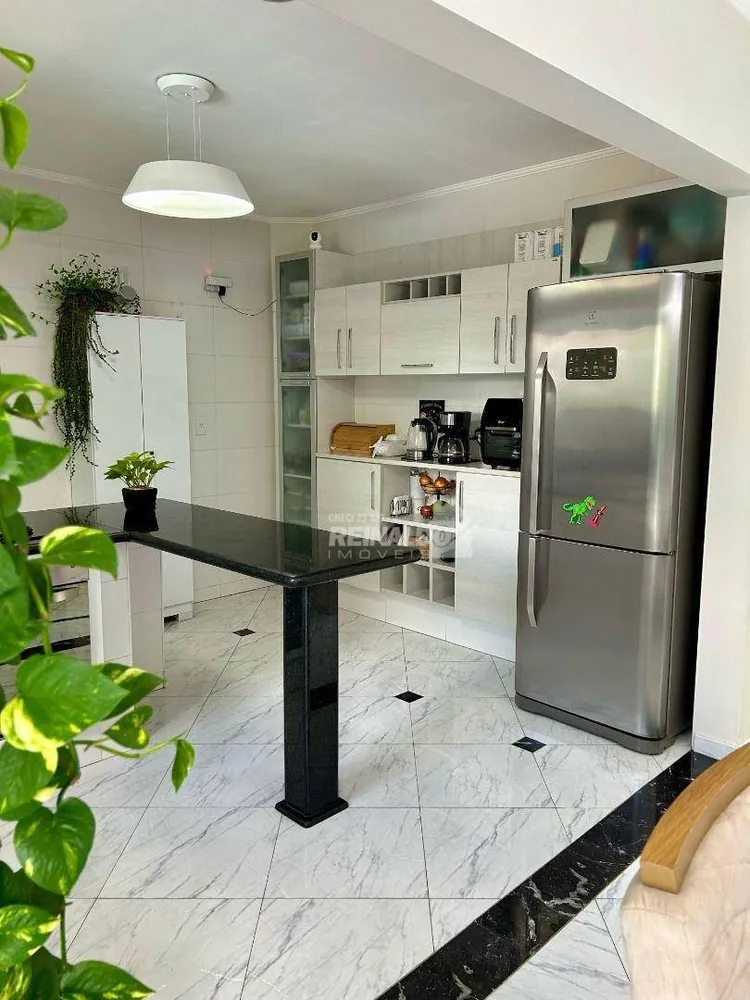 Casa, 3 quartos, 275 m² - Foto 3