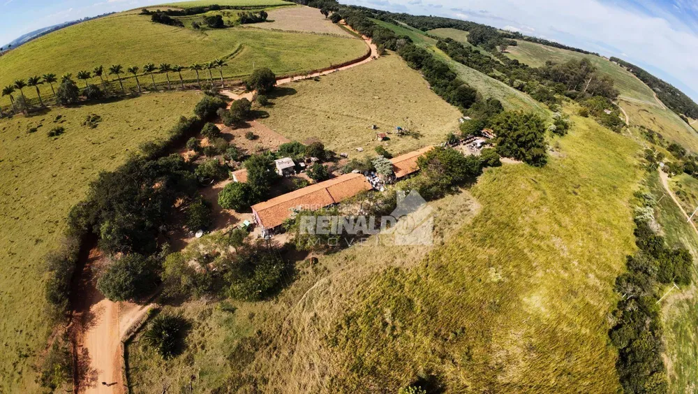 Sítio, 1 quarto, 27 hectares - Foto 1