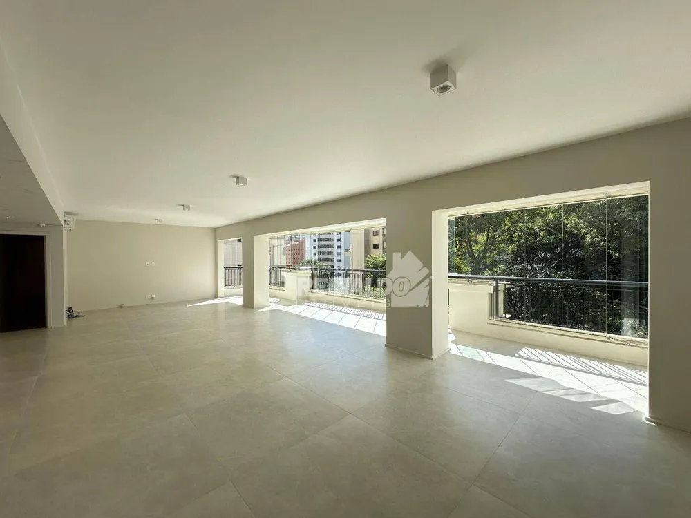 Apartamento, 3 quartos, 230 m² - Foto 6