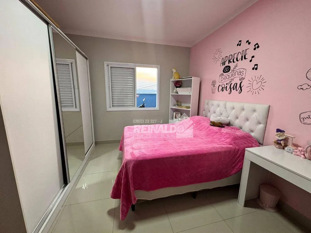 Casa, 3 quartos, 173 m² - Foto 4