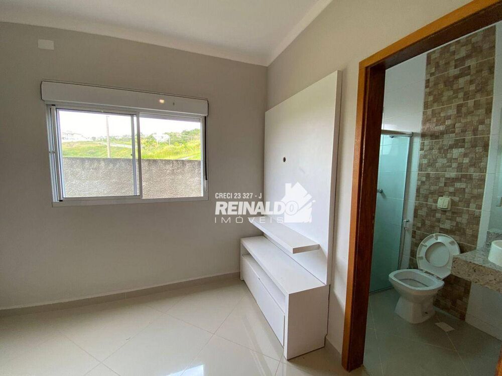 Casa de Condomínio para alugar com 3 quartos, 260m² - Foto 10