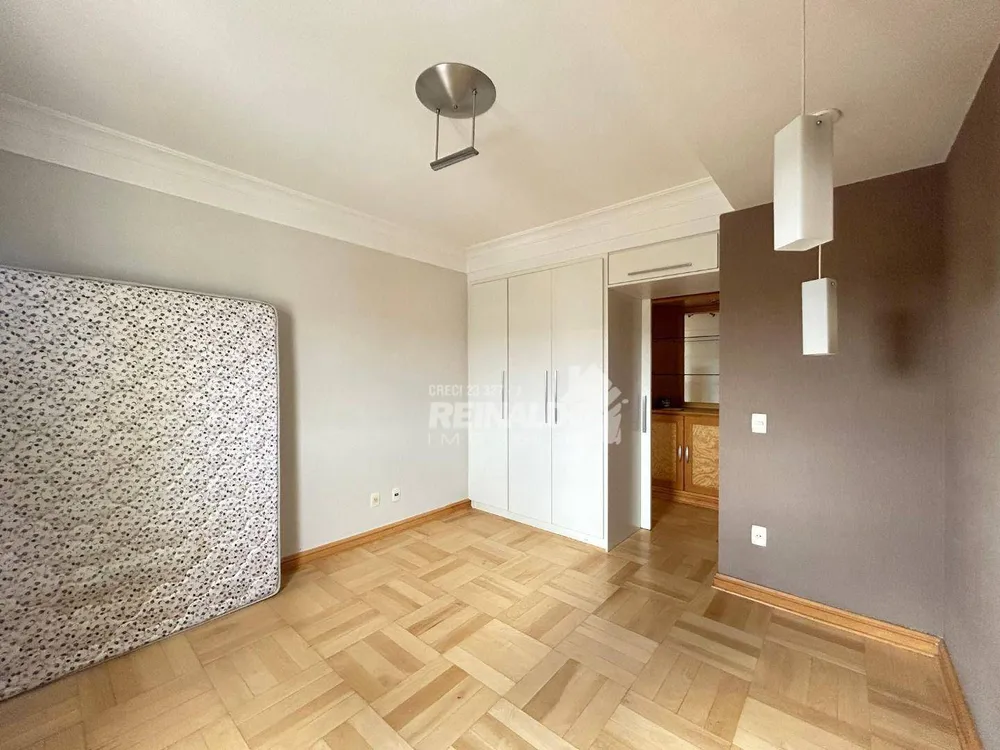 Apartamento, 3 quartos, 145 m² - Foto 1