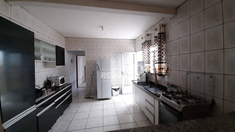 Casa, 3 quartos, 180 m² - Foto 3