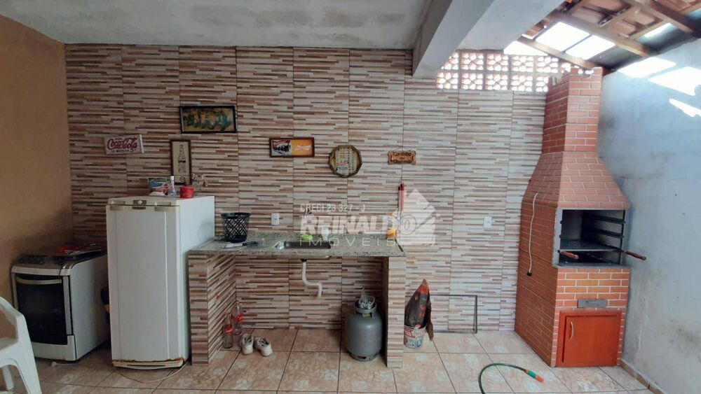 Casa, 3 quartos, 180 m² - Foto 1