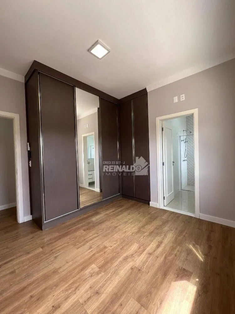 Casa, 3 quartos, 230 m² - Foto 3