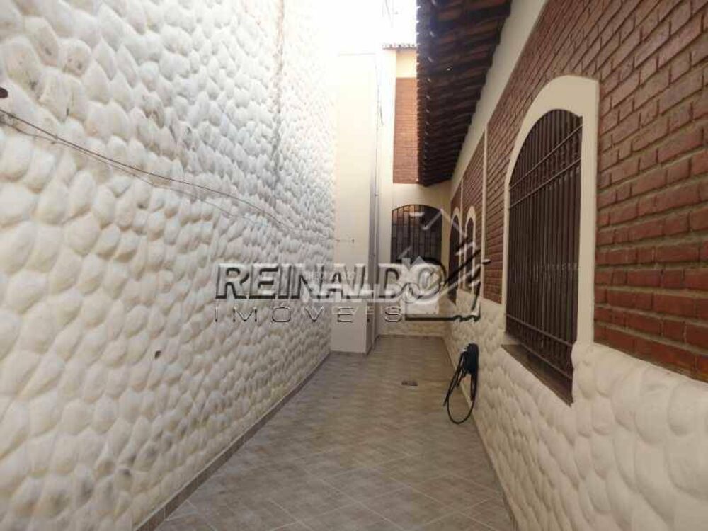 Casa, 4 quartos, 309 m² - Foto 3