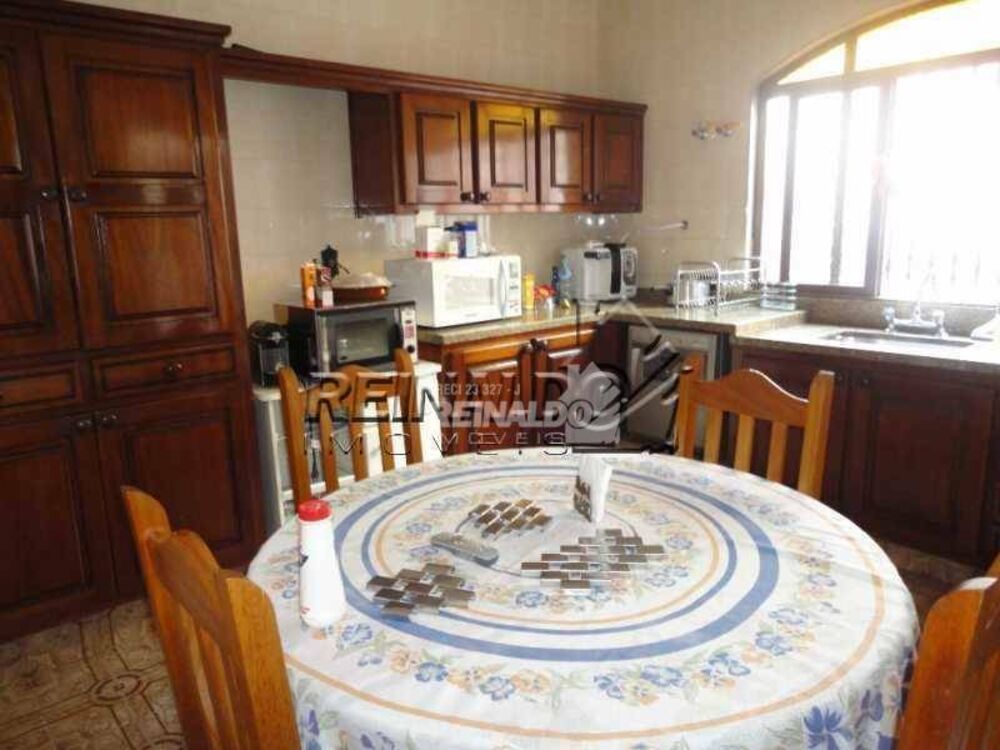 Casa, 4 quartos, 309 m² - Foto 2