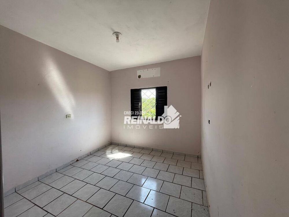 Casa, 3 quartos, 215 m² - Foto 2