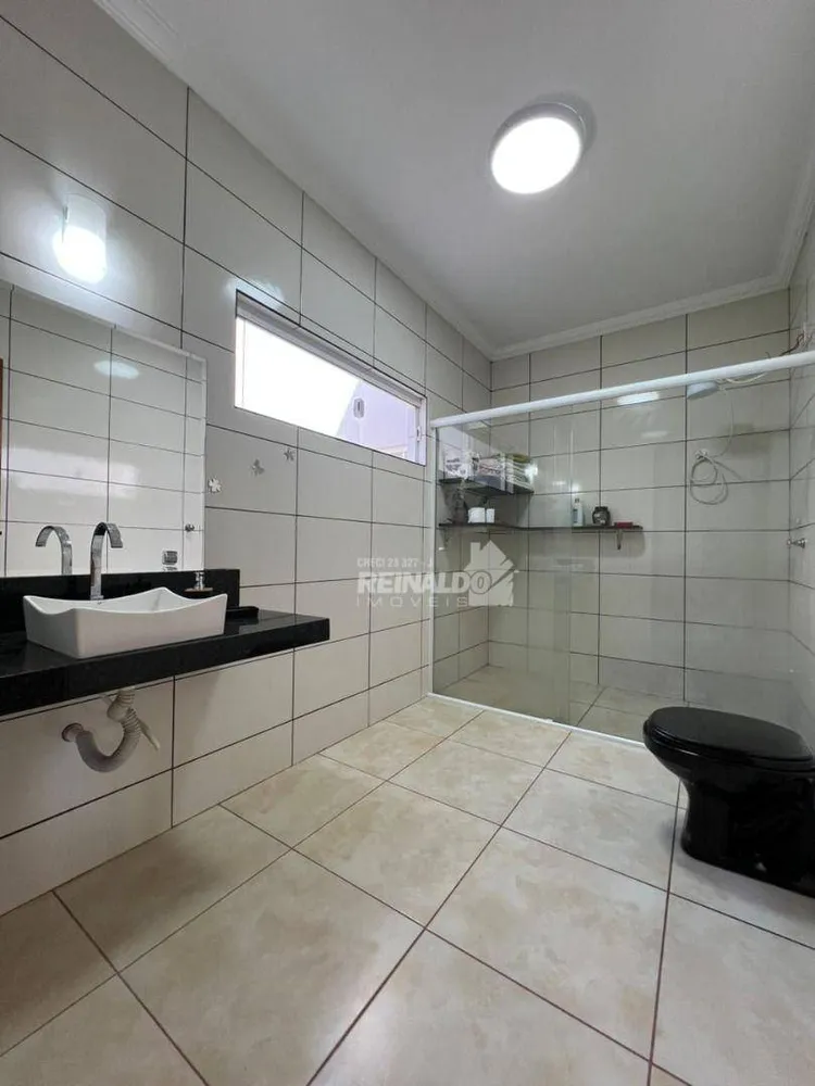 Casa, 4 quartos, 250 m² - Foto 15
