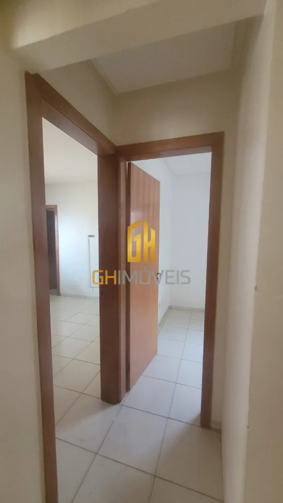 Casa, 4 quartos, 305 m² - Foto 2