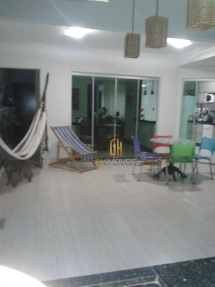 Sobrado, 4 quartos, 210 m² - Foto 2