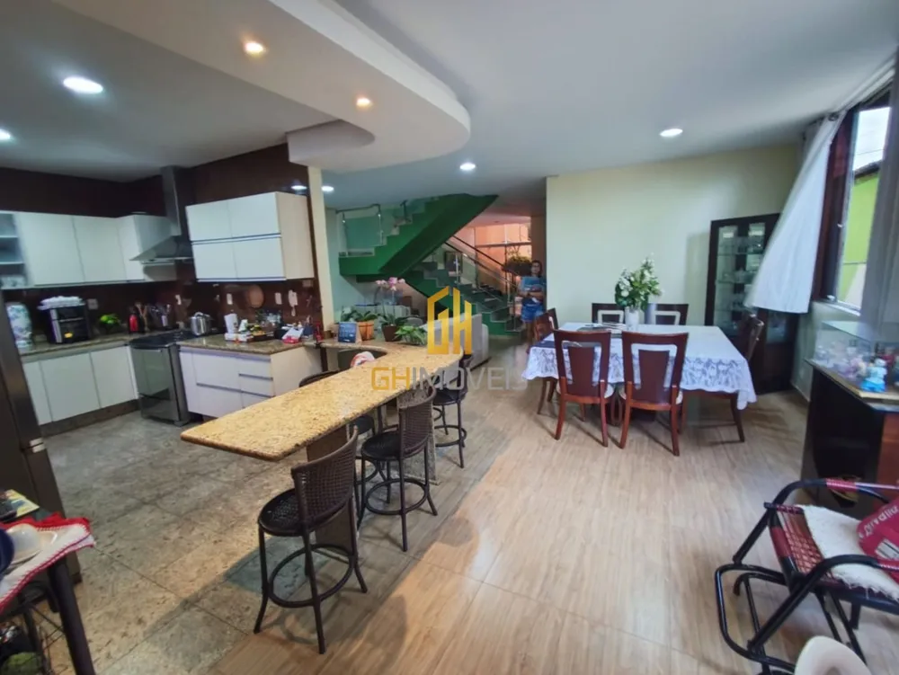 Sobrado, 4 quartos, 240 m² - Foto 4