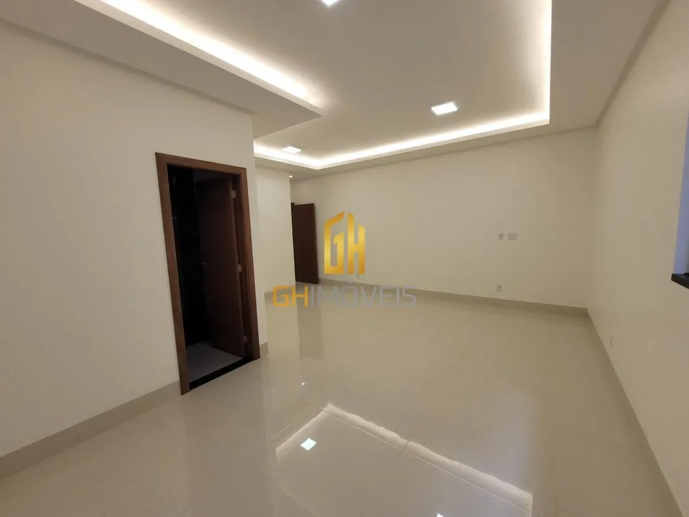 Casa, 3 quartos, 194 m² - Foto 2