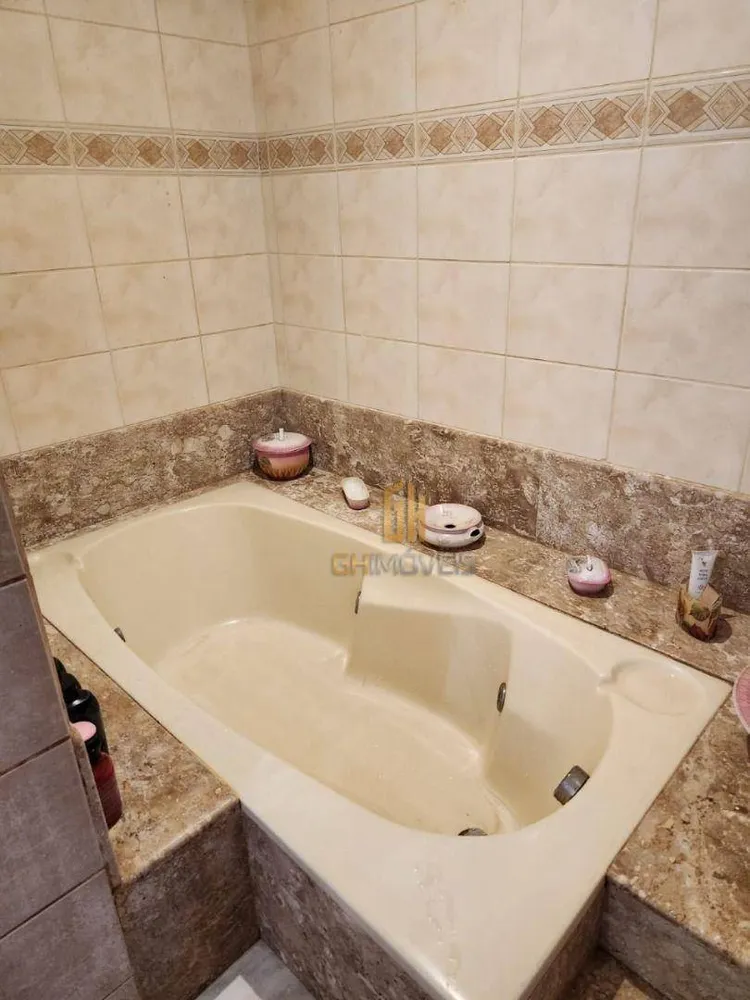 Casa, 4 quartos, 330 m² - Foto 2