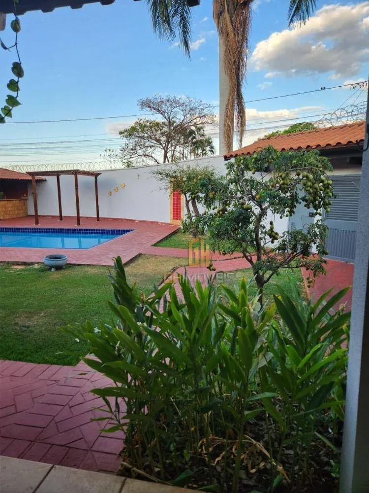 Casa, 4 quartos, 330 m² - Foto 3