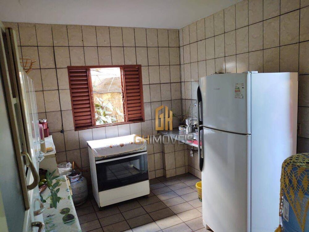 Casa, 2 quartos, 261 m² - Foto 2