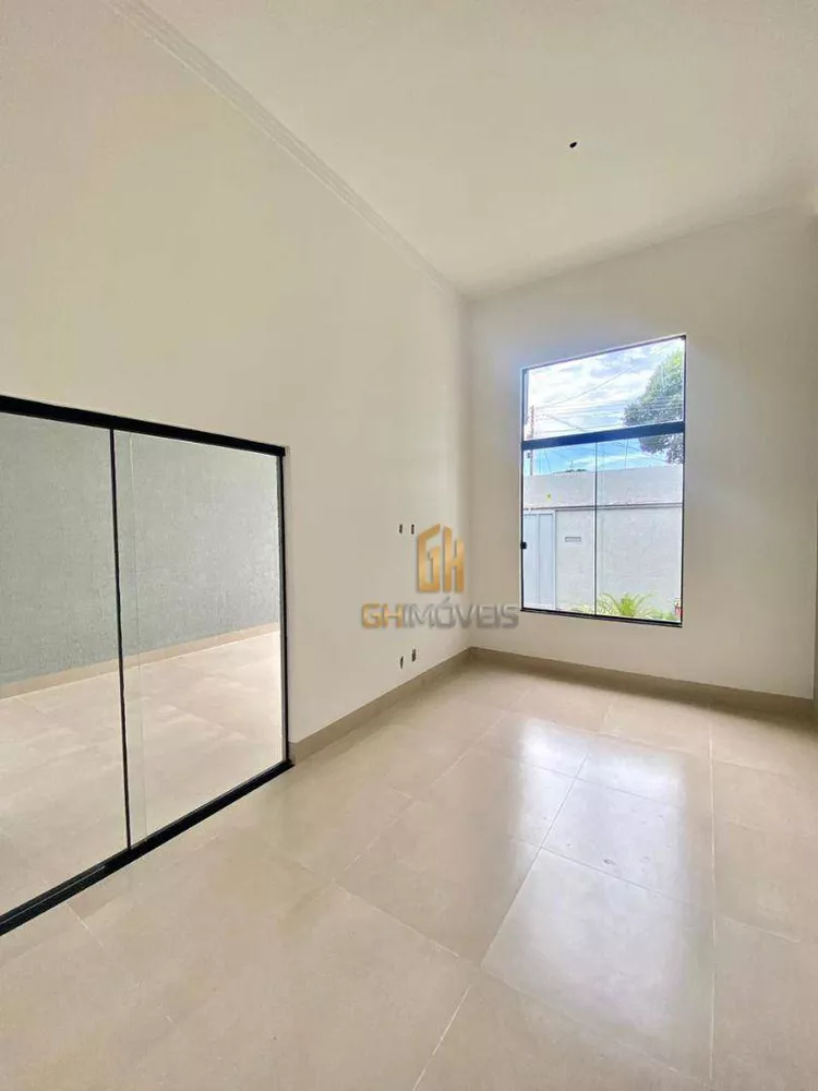 Casa à venda com 3 quartos, 114m² - Foto 4