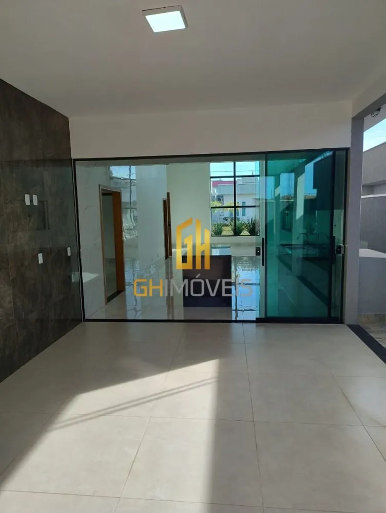 Casa, 3 quartos, 198 m² - Foto 1