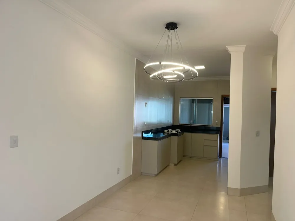 Casa, 3 quartos, 171 m² - Foto 1