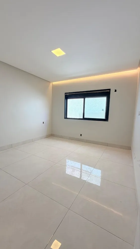 Casa, 4 quartos, 248 m² - Foto 3