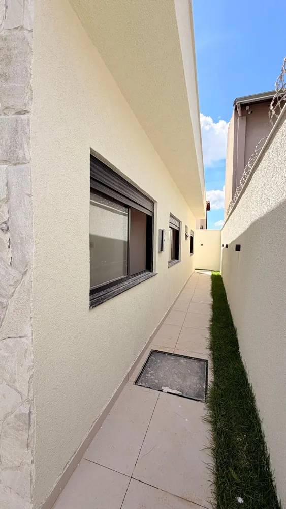 Casa, 4 quartos, 248 m² - Foto 1