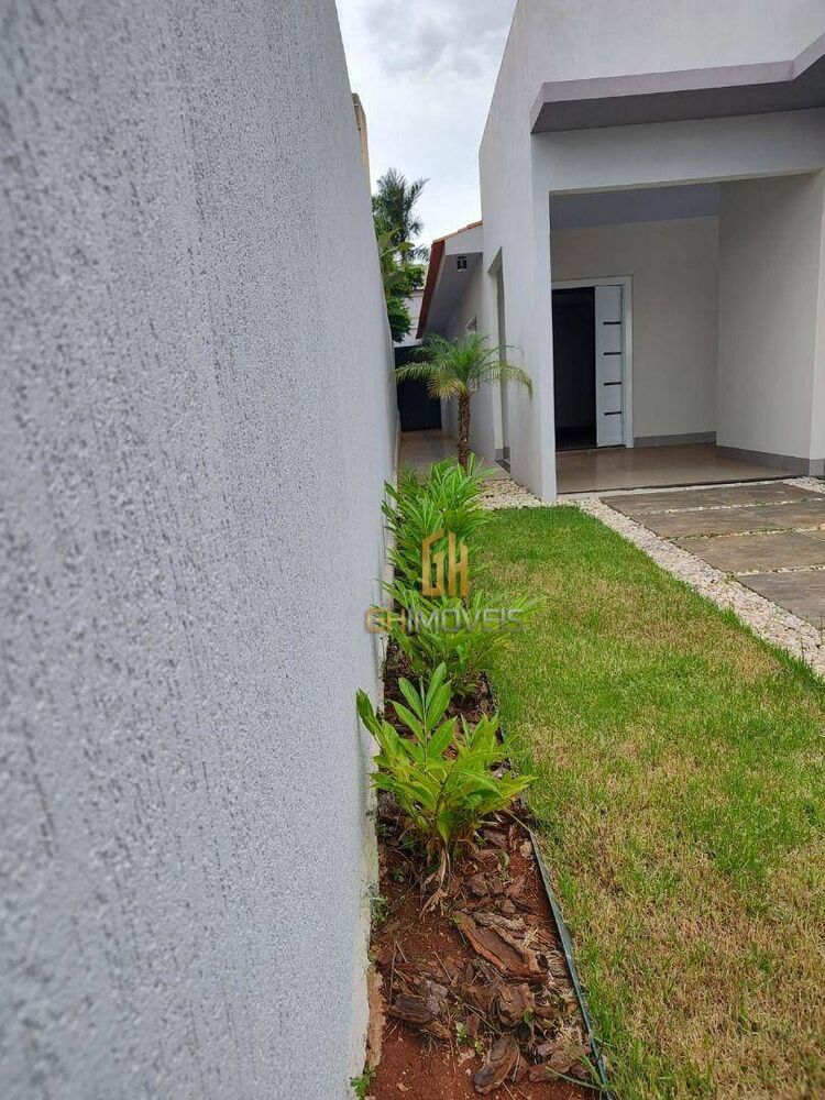 Casa à venda com 4 quartos, 200m² - Foto 4