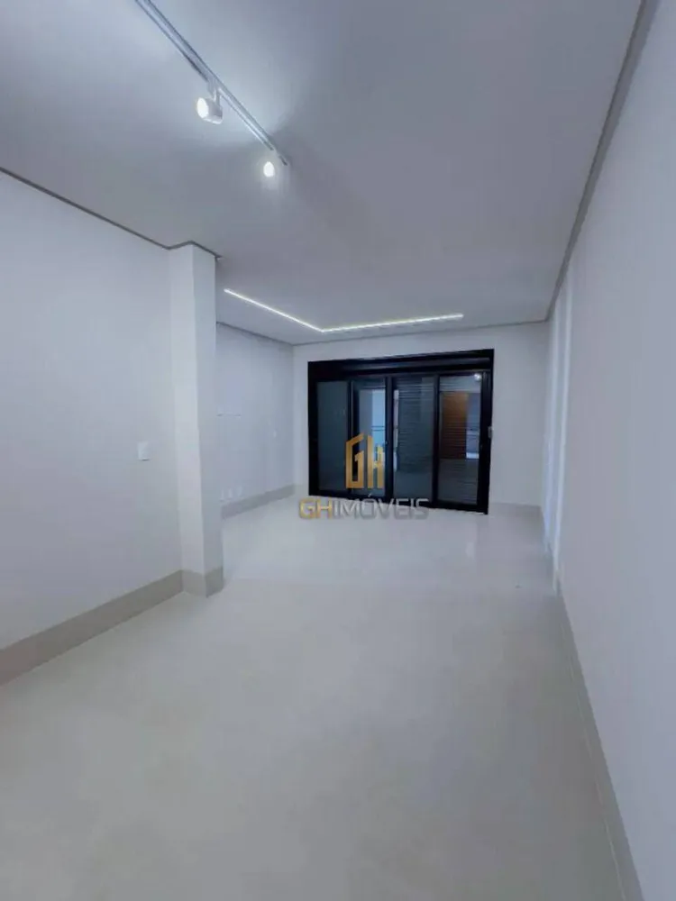 Sobrado, 4 quartos, 251 m² - Foto 4