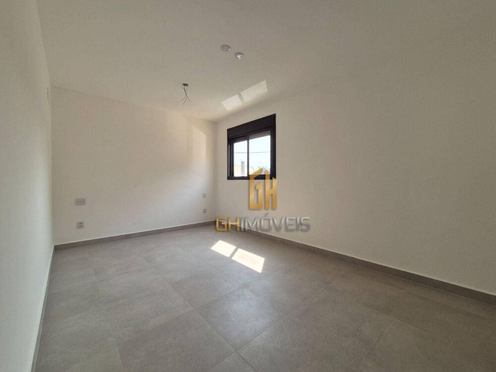 Sobrado à venda com 3 quartos, 150m² - Foto 3