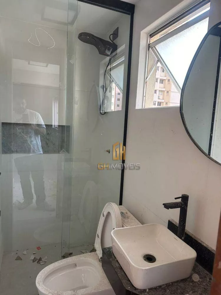 Apartamento à venda com 3 quartos, 96m² - Foto 2